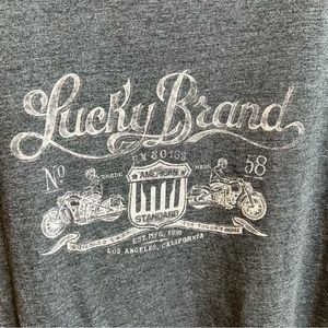 Lucky Brand Gray Logo T Shirt sz Medium
